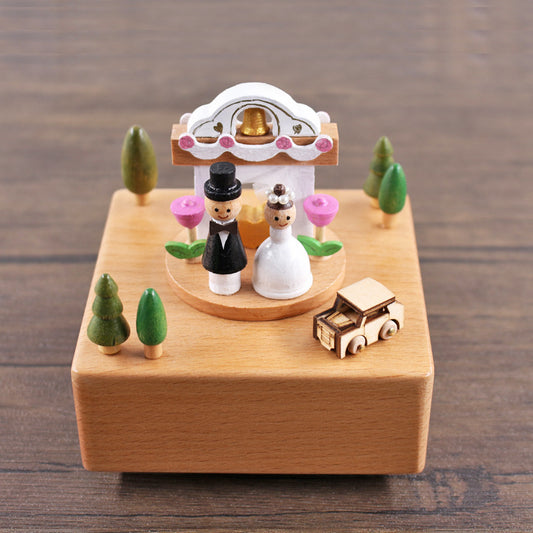 Boîte à musique en bois