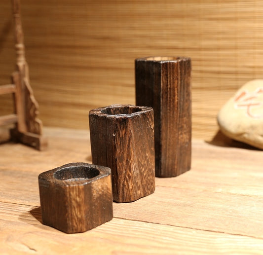 Bougeoir en bois massif