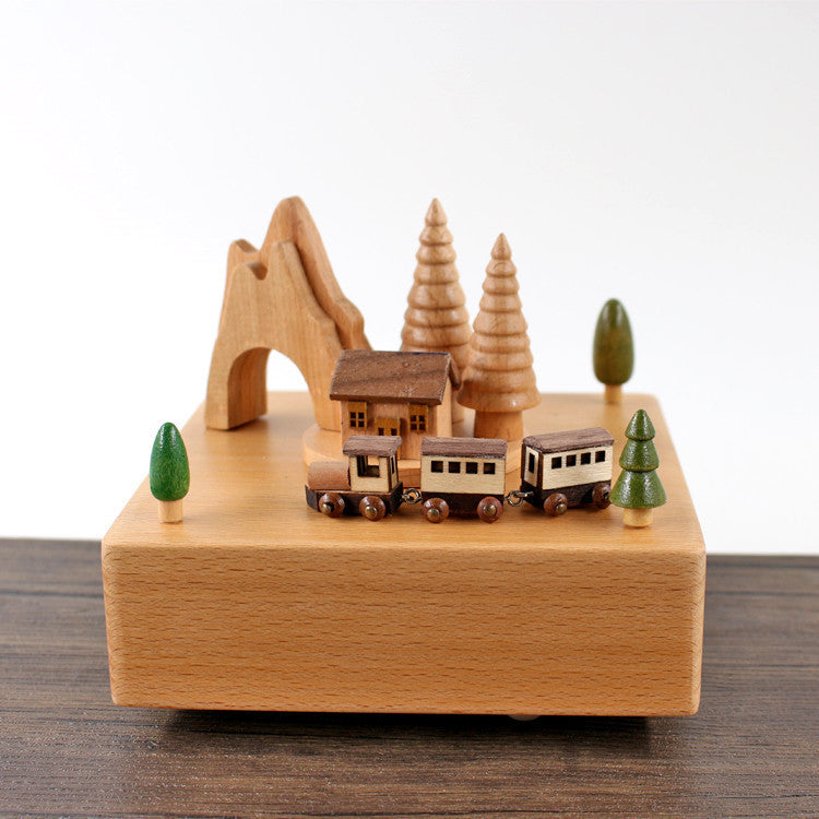 Boîte à musique en bois