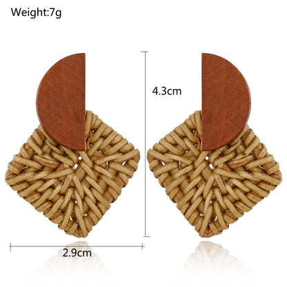 Boucles d'oreilles en bois et rotin