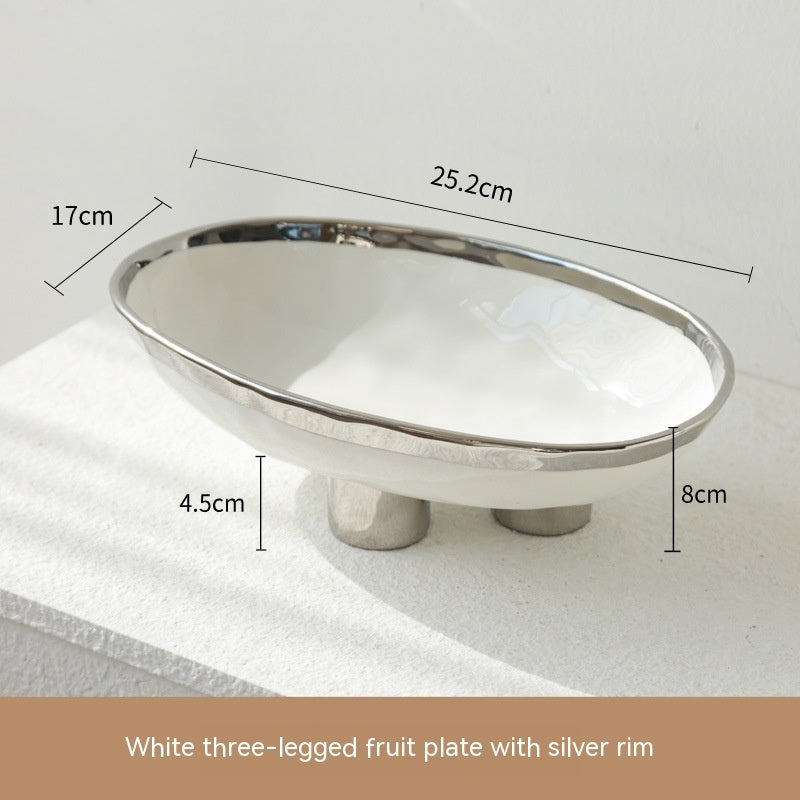 Assiette à fruits en porcelaine moderne minimaliste créative faite à la main en céramique de trois pieds de haut