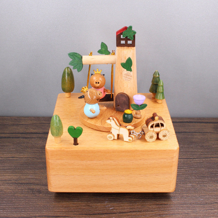 Boîte à musique en bois