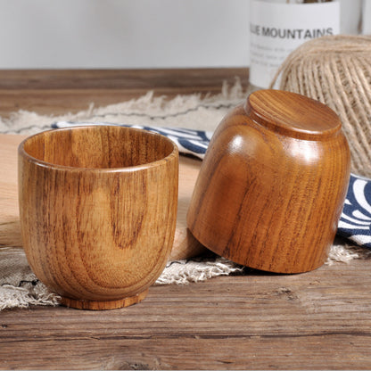 Tasse en bois naturel