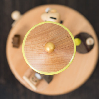 Boîte à musique enroulée en bois