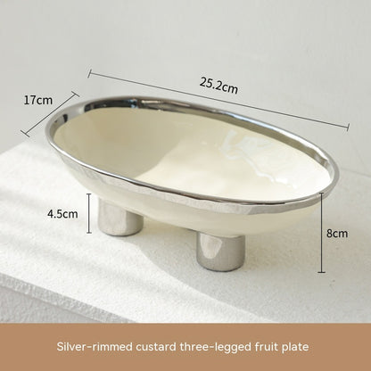 Assiette à fruits en porcelaine moderne minimaliste créative faite à la main en céramique de trois pieds de haut