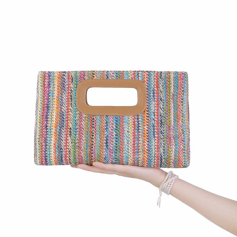 Pochette en paille style vacances avec chaîne détachable